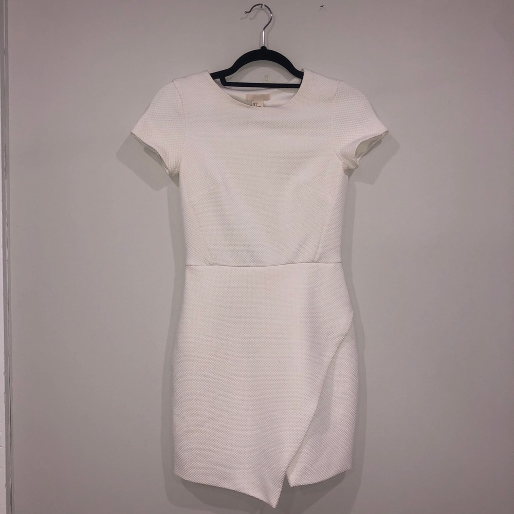 H&M white envelope/asymmetric dress
